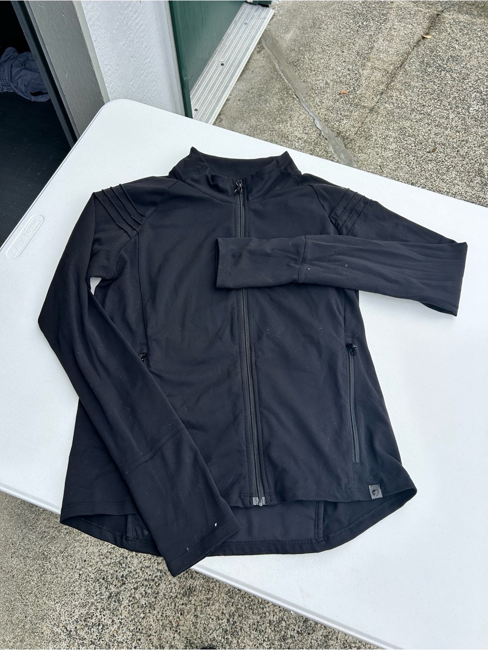 oiselle Black Full-Zip Athletic Jacket